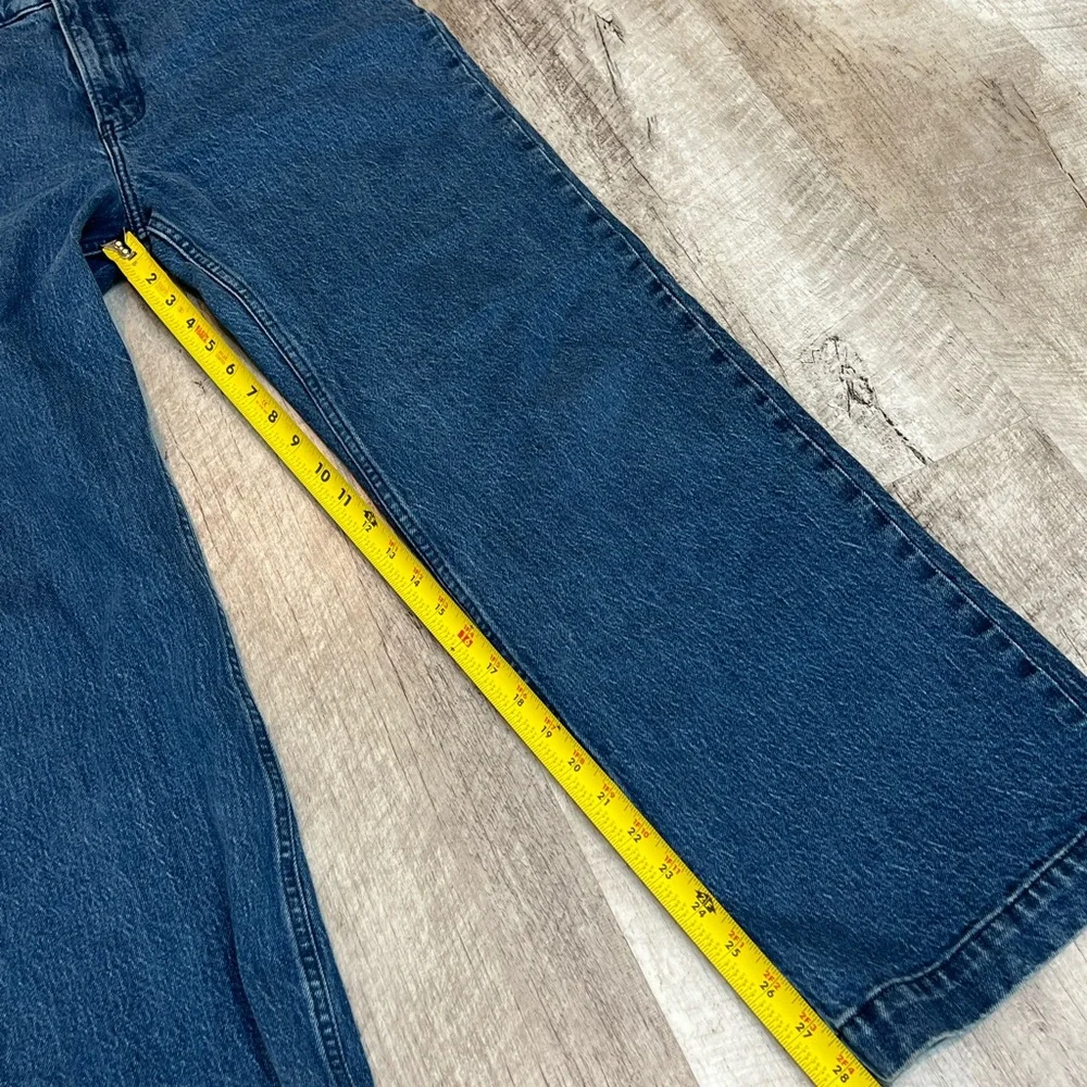 Abercrombie & Fitch The 90's Relaxed High Rise Blue Jeans - Picture 6 of 9
